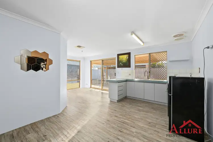 Seventh view of Homely house listing, 10 Traine Cl, Waikiki WA 6169