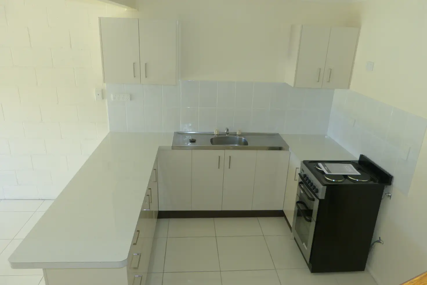 Main view of Homely unit listing, Unit 2/6-8 Eden St, Gladstone Central QLD 4680