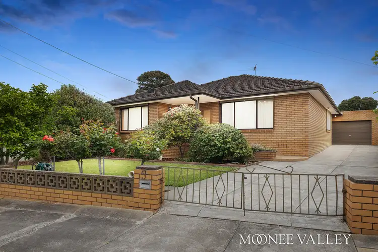 5 Annette Court, Avondale Heights VIC 3034