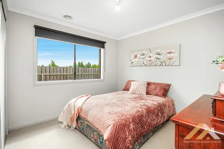 Sixth view of Homely house listing, 31 McCallum Dr, Eastwood VIC 3875