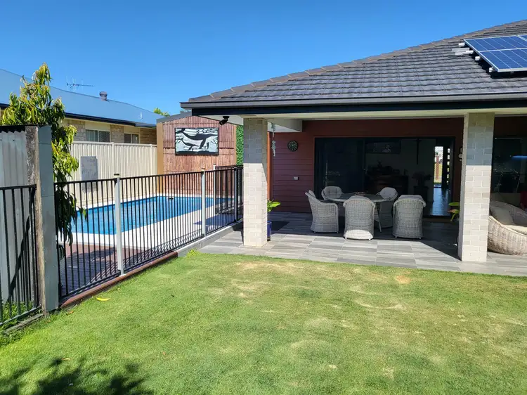 29 Sunrise Cres, Burrum Heads QLD 4659