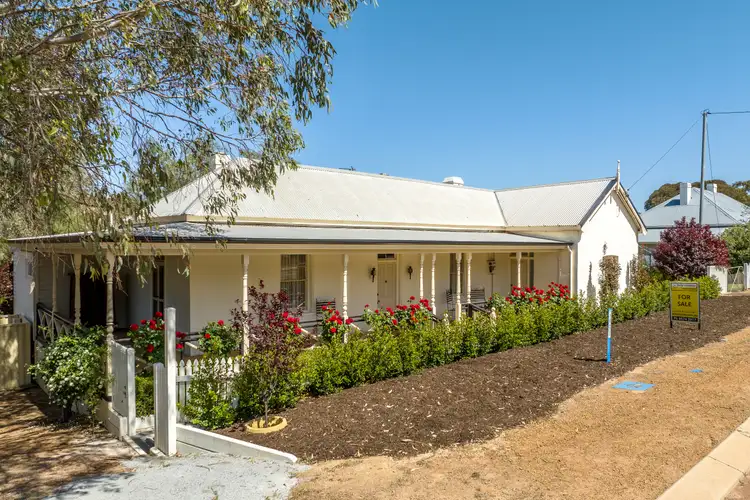 9 Telegraph Rd, Toodyay WA 6566