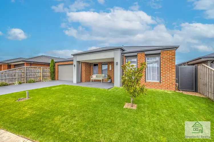 Second view of Homely house listing, 18 St Helena Way, Moe VIC 3825