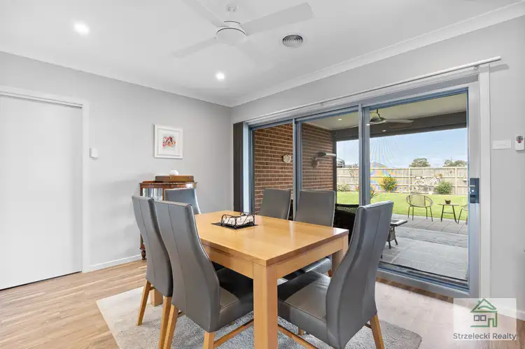 Sixth view of Homely house listing, 18 St Helena Way, Moe VIC 3825
