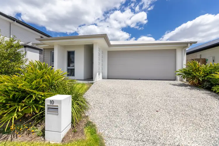 10 Tea Tree St