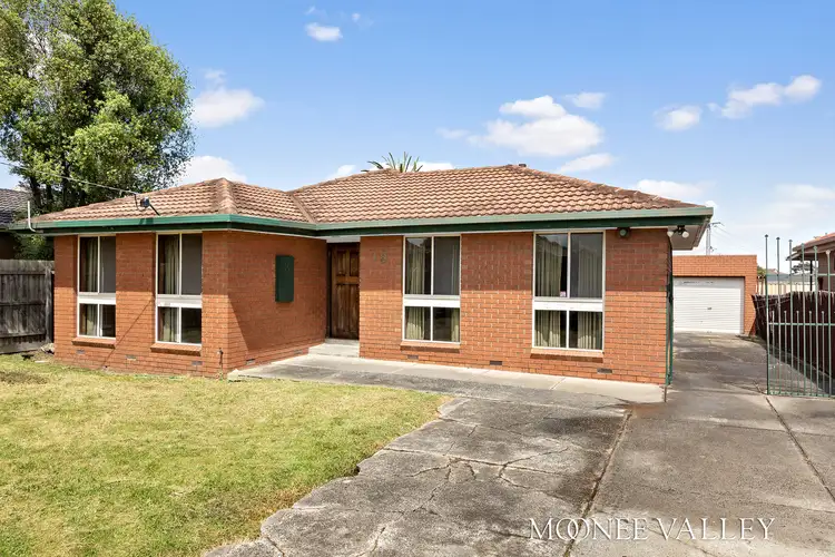 19 Brunton Crescent, Tullamarine VIC 3043