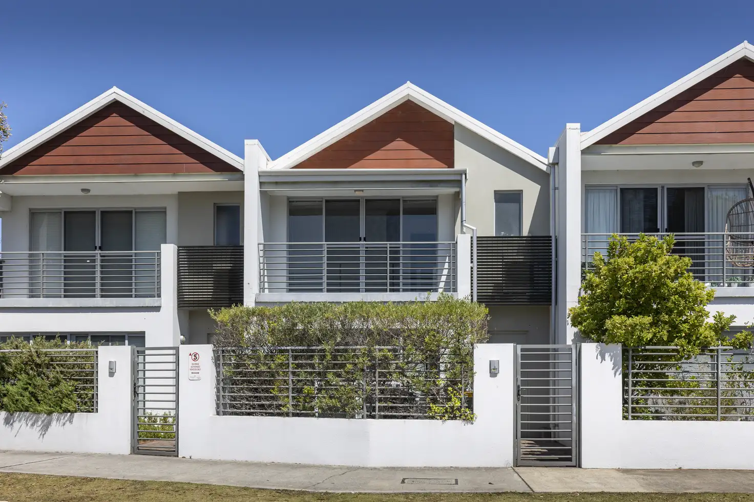 Main view of Homely townhouse listing, 19/5 Bower Drive, Erskine WA 6210