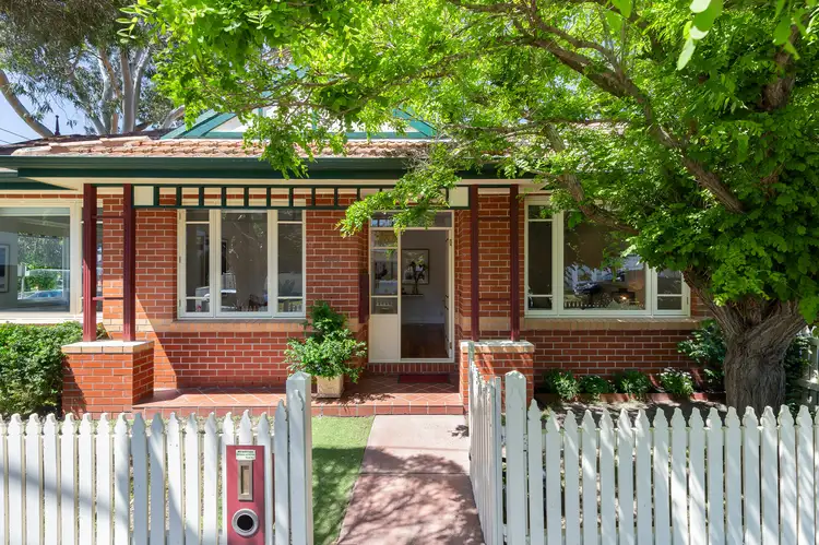 50 Montclair Avenue, Brighton VIC 3186