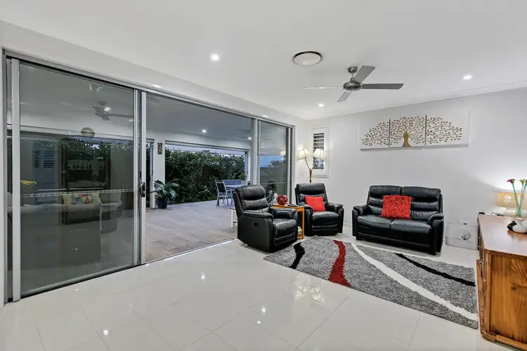 Fifth view of Homely house listing, 8 Bristlebird Cct, Forest Glen QLD 4556