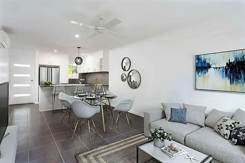 Main view of Homely unit listing, Unit 10/4 Regina Ave, Ningi QLD 4511