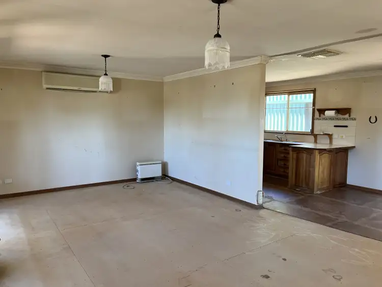 Second view of Homely house listing, 8 Emeroo Ct, Roxby Downs SA 5725