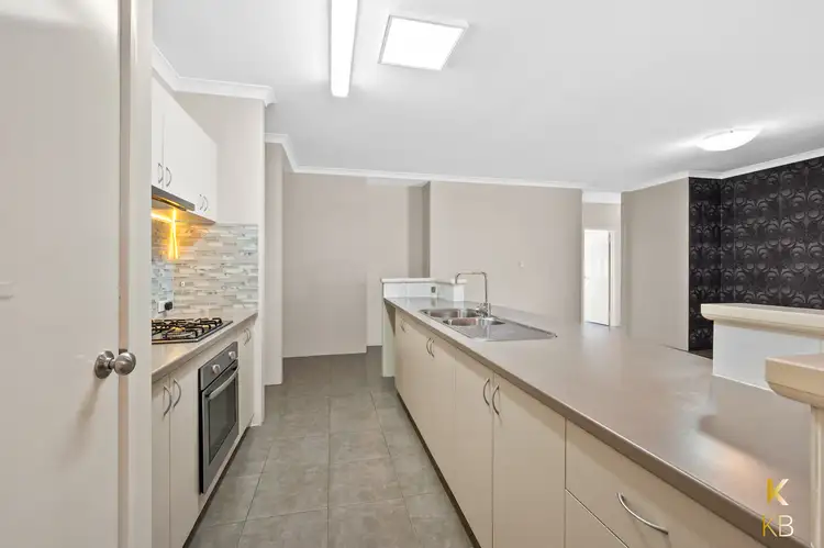 Fifth view of Homely house listing, 10 Eton Ct, Parmelia WA 6167
