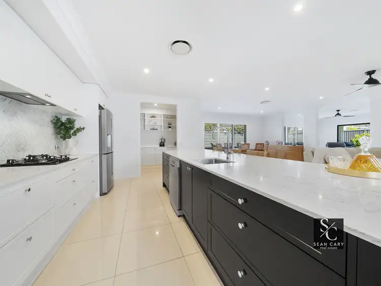 23 Hollyhock Cres, Noosa Heads QLD 4567