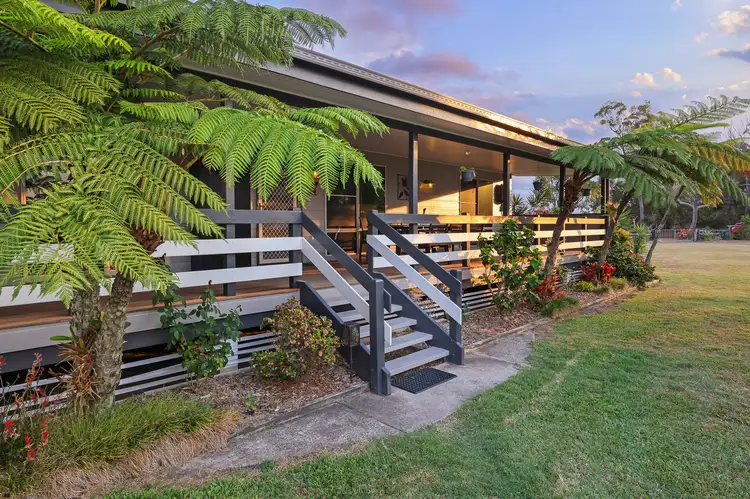 852 Booyan Rd, Moore Park Beach QLD 4670