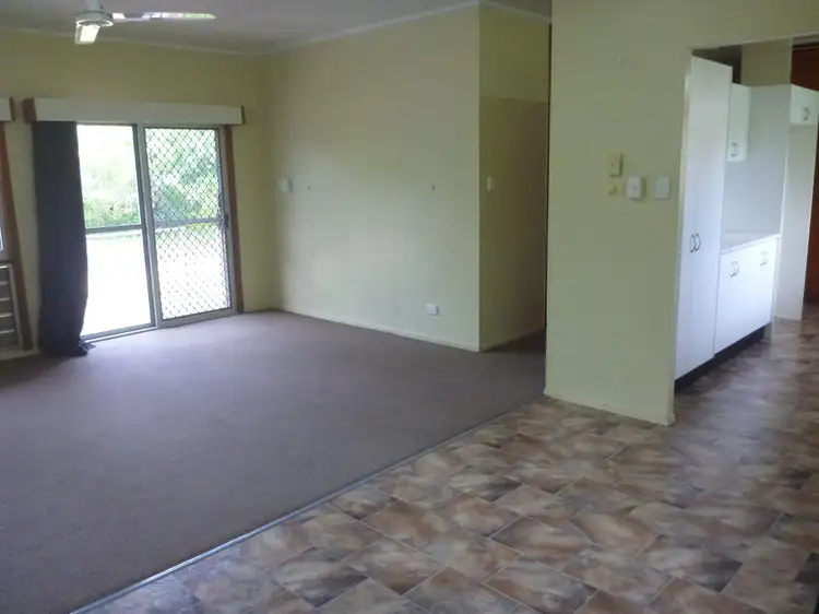Seventh view of Homely semi-detached listing, Unit 2/45 Circular Way, Trunding QLD 4874