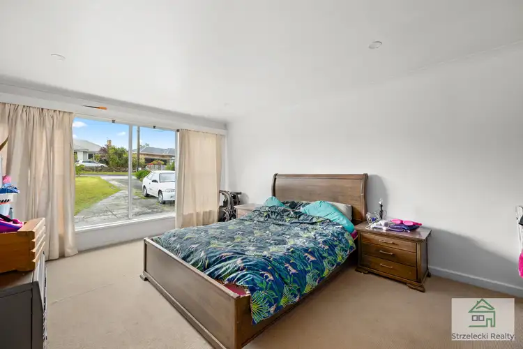 Sixth view of Homely house listing, 11 Harvey St, Newborough VIC 3825