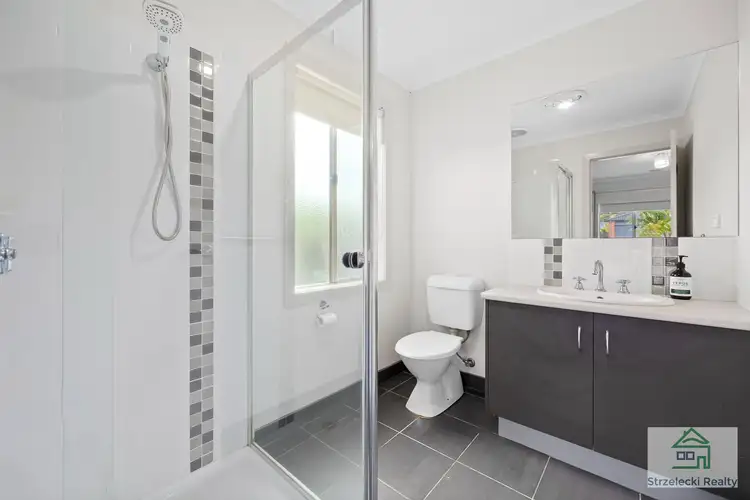 Sixth view of Homely house listing, 70 Vincent Bvd, Trafalgar VIC 3824