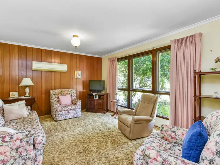 Fifth view of Homely house listing, 1 Jessie St, Penola SA 5277