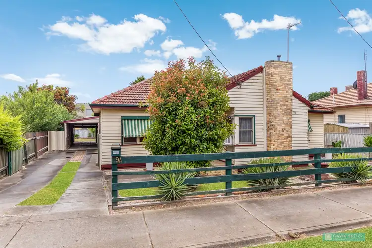9A Carolin St, Flora Hill VIC 3550