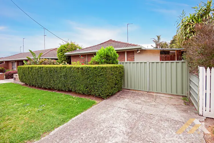 Main view of Homely unit listing, Unit 4/54 Ligar St, Bairnsdale VIC 3875