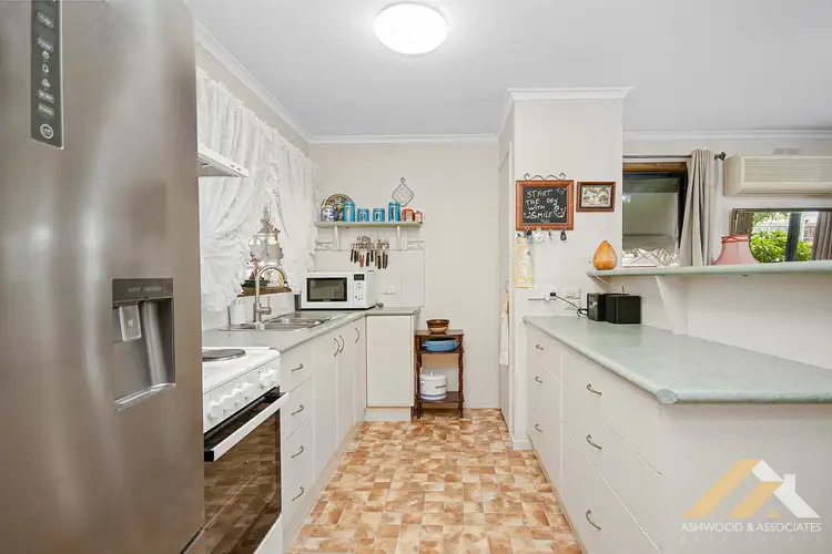 Second view of Homely unit listing, Unit 4/54 Ligar St, Bairnsdale VIC 3875