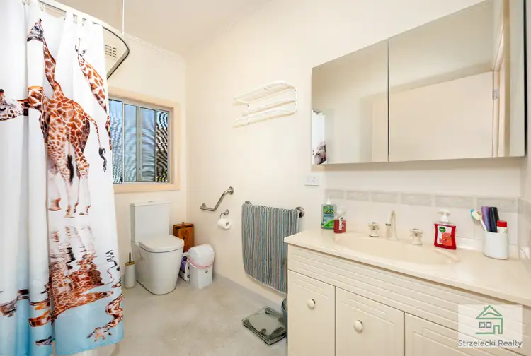 Seventh view of Homely house listing, 28 Bayley St, Moe VIC 3825