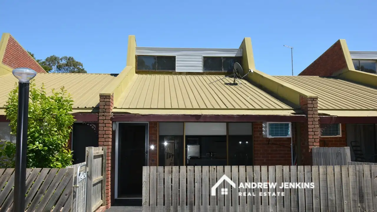 Main view of Homely townhouse listing, Unit 8/42-48 Nangunia St, Barooga NSW 3644