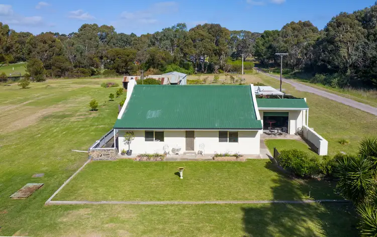 13 Glen Rd, Hindmarsh Valley SA 5211