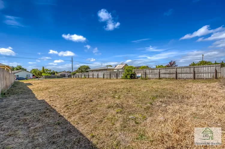 13 Kitchener St, Trafalgar VIC 3824