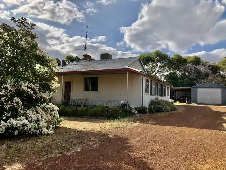 Third view of Homely house listing, 10 Goomalling-Toodyay Rd, Goomalling WA 6460