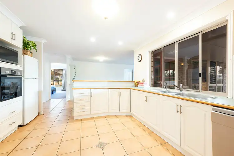 Second view of Homely house listing, 8 Echidna Cres, Top Camp QLD 4350