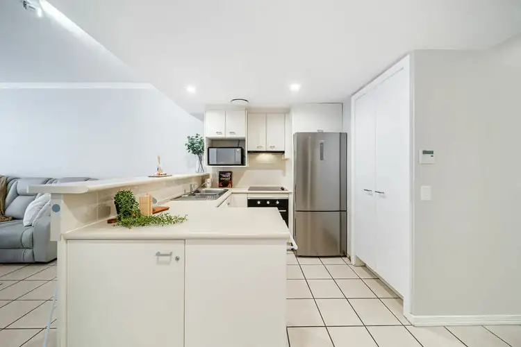 Sixth view of Homely unit listing, Unit 23/140-144 Alexandra Pde, Alexandra Headland QLD 4572