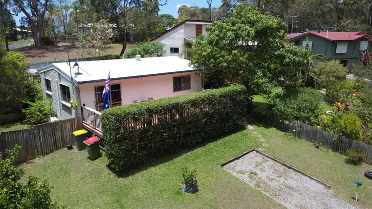 25 Borrows St, Russell Island QLD 4184