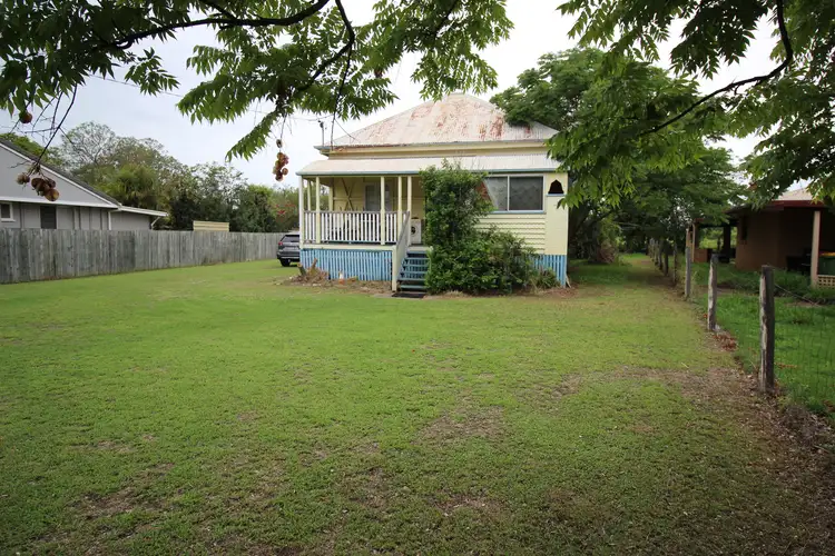 34 Victoria St, Forest Hill QLD 4342