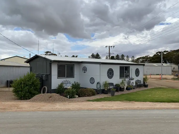 42 Snapper Rd, Fisherman Bay SA 5522