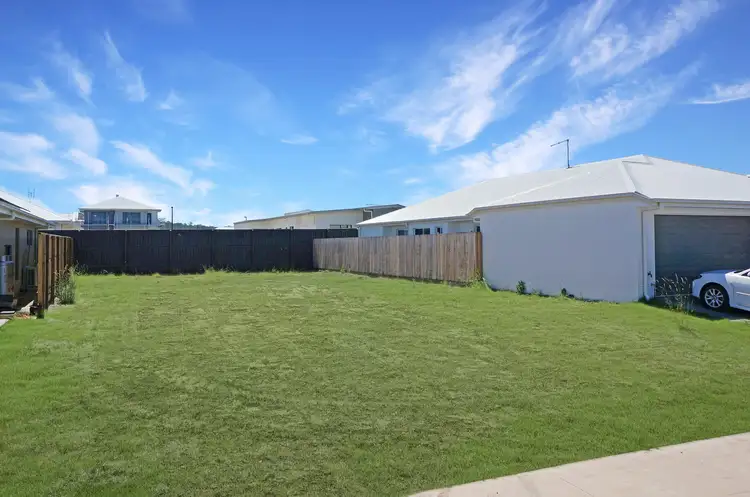 39 Bremer Cct, Banya QLD 4551