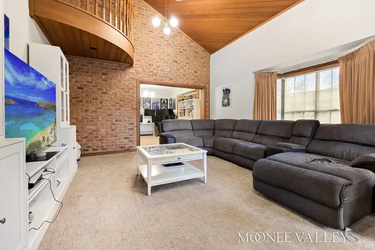 Second view of Homely house listing, 142 Templewood Crescent, Avondale Heights VIC 3034