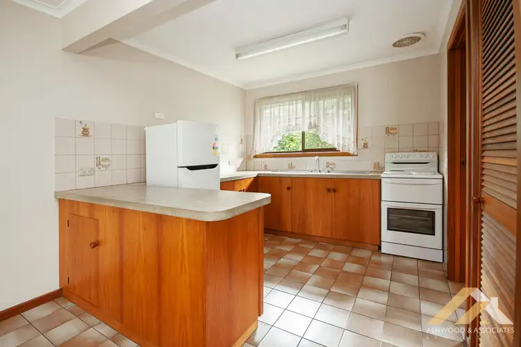 Fourth view of Homely unit listing, Unit 2/156 Bullumwaal Road, Wy Yung VIC 3875