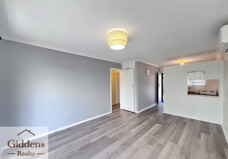 Fifth view of Homely unit listing, Unit 10/252 Spencer Rd, Thornlie WA 6108