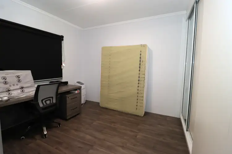 Fifth view of Homely unit listing, Unit 1/4 Milthorpe Dr, Mount Isa QLD 4825