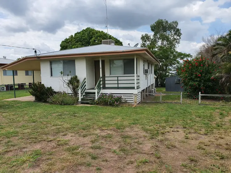 18 Farmer St, Moura QLD 4718