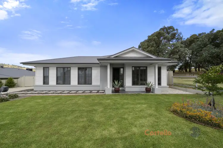 11 Glen Ct, Tangambalanga VIC 3691