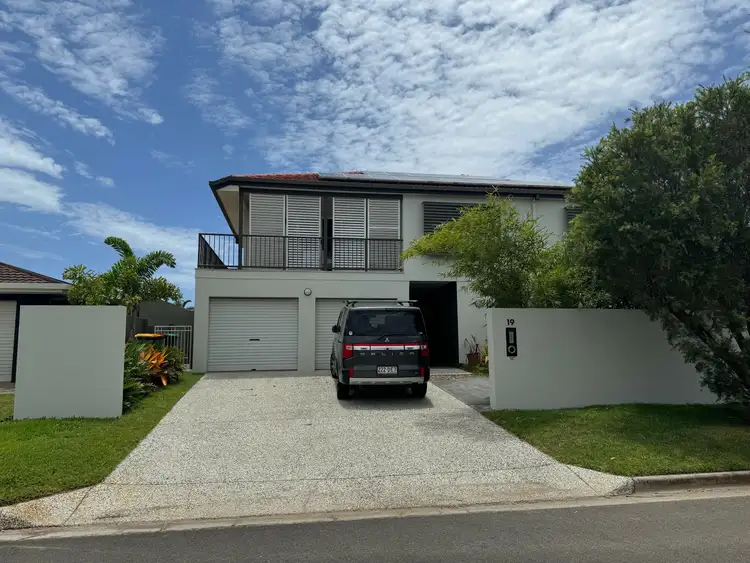 19 Rakumba Pl, Mountain Creek QLD 4557