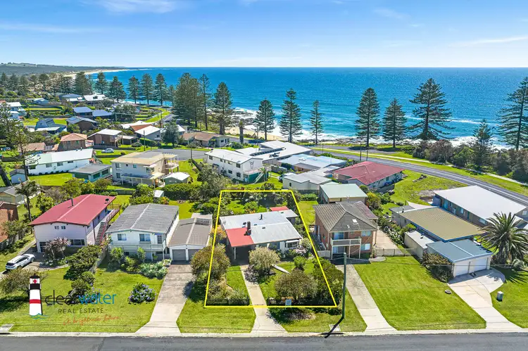 50 Beach St, Tuross Head NSW 2537