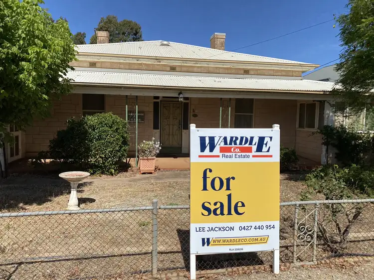 17 Sixth St, Gladstone SA 5473