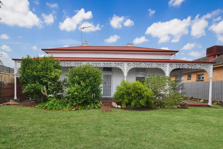 Units 1- 3/6 Barnes St, Stawell VIC 3380