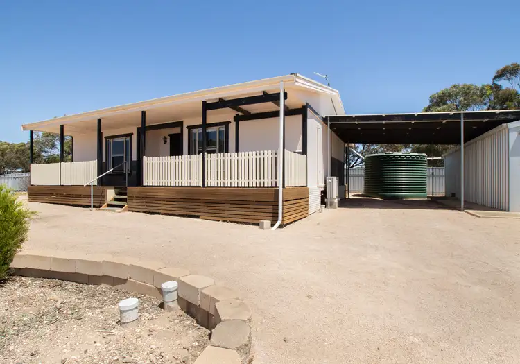 10709 Spencer Hwy, Wallaroo SA 5556
