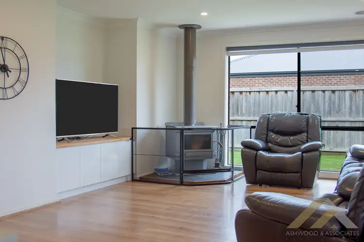Third view of Homely house listing, 15 Flaxlily Ct, Bairnsdale VIC 3875
