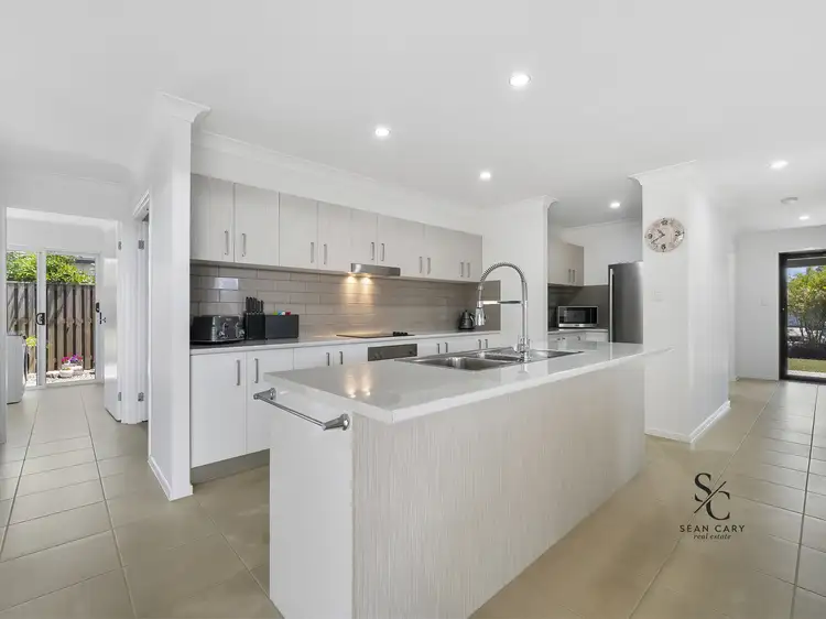 Sixth view of Homely house listing, 5 Carissa Pl, Noosaville QLD 4566