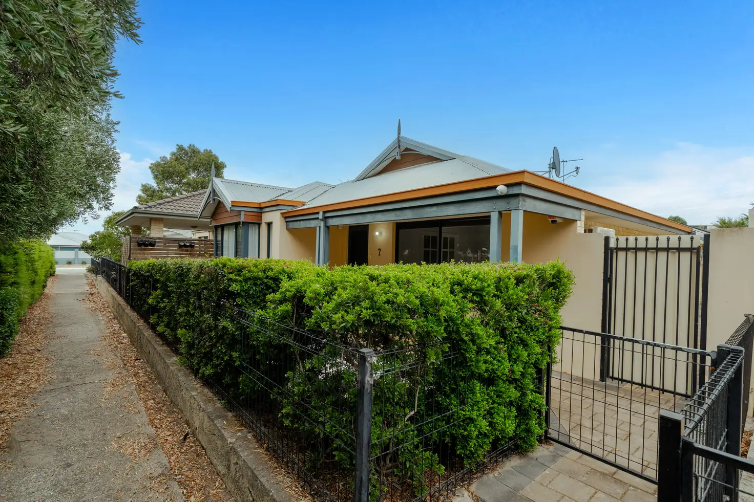 Main view of Homely house listing, 7 Yarra Prom, Hammond Park WA 6164